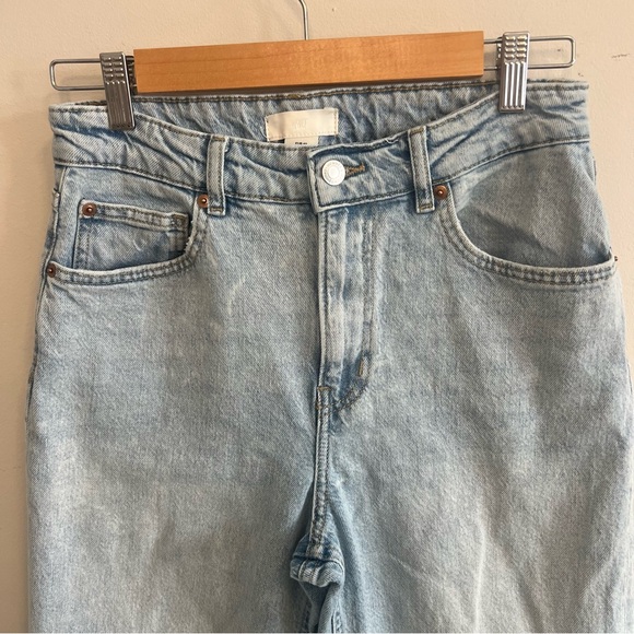 H&M Light Wide Leg Jeans - Picture 4 of 10